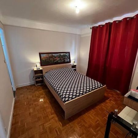 Appartement Avec Balcon En Centre Ville Bourges Exterior foto