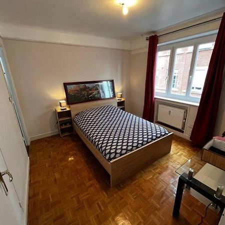 Appartement Avec Balcon En Centre Ville Bourges Exterior foto